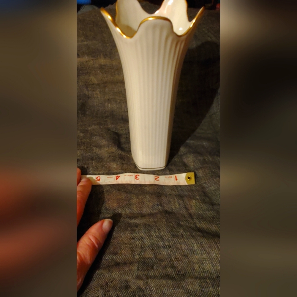 NIB Lenox Vase